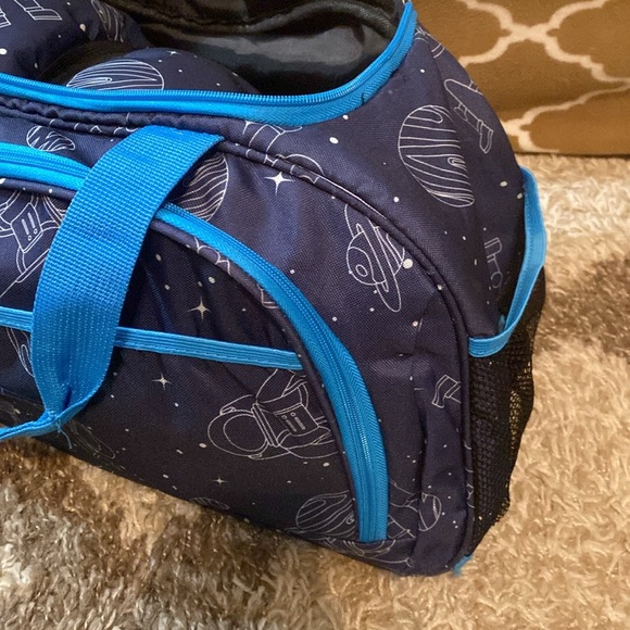 Space Sleeping Bag with Carry Bag - Picture 11 of 11